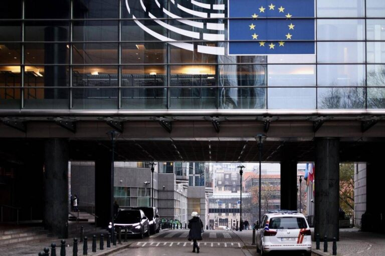 Parlamento Europeo invita i Paesi Ue a riconoscere la Palestina, approvata risoluzione