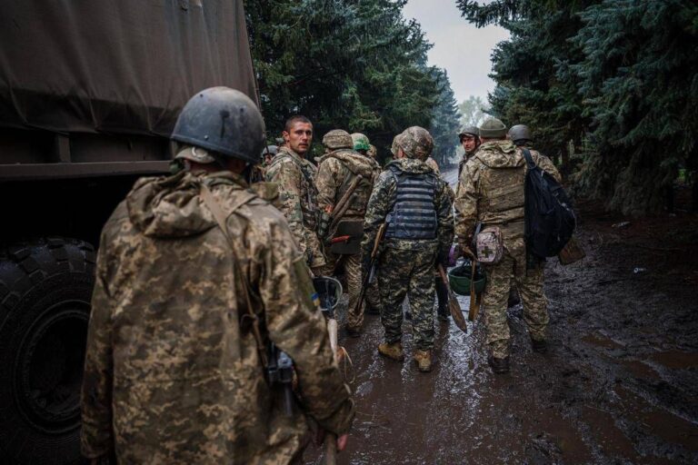 Ucraina lancia controffensiva a Pokrovsk: “Stiamo respingendo truppe russe”