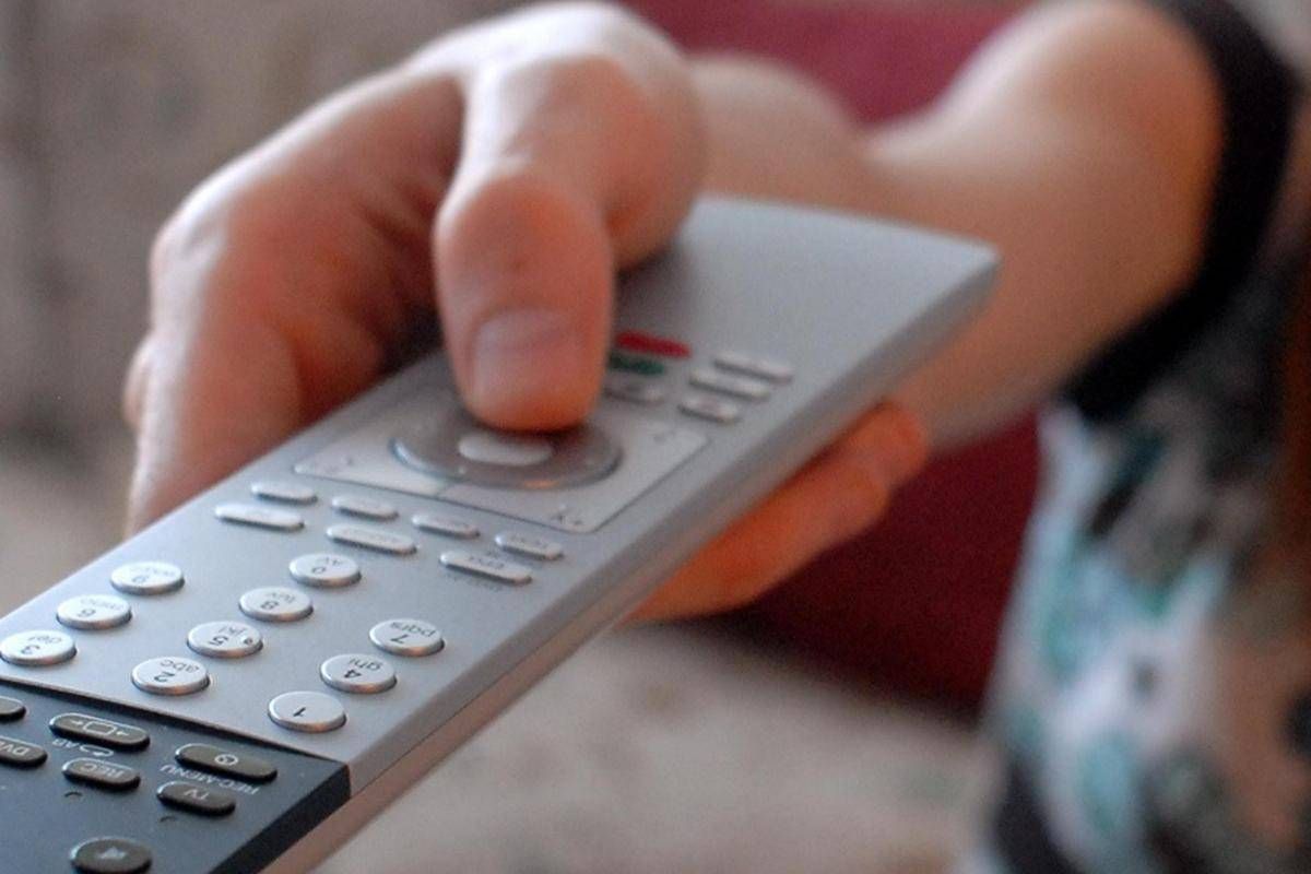 Ascolti tv, 25 novembre: C’è ancora domani su Rai 1 vince con 21,6%