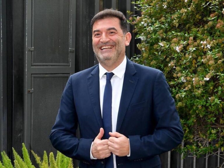 Max Giusti: “Dalla tv al teatro, è il periodo più bello della mia carriera”