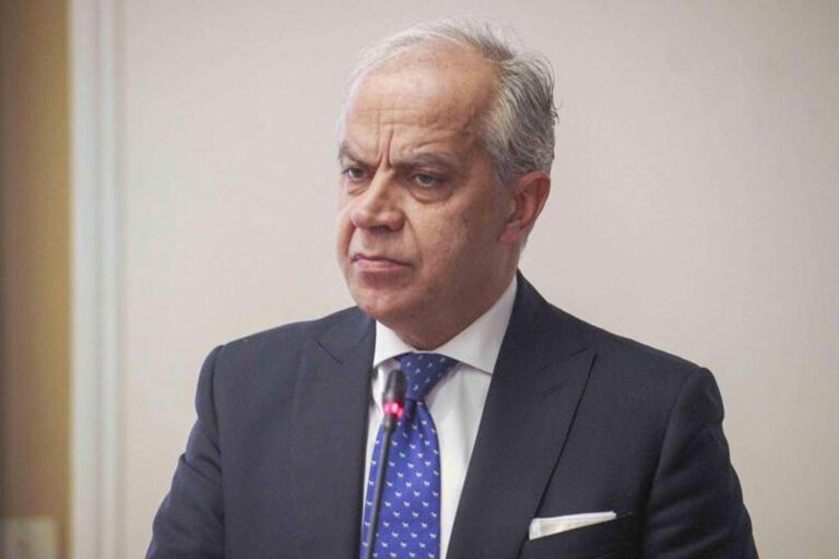 Morti per il taser, Piantedosi: “Non si strumentalizzi il cordoglio”