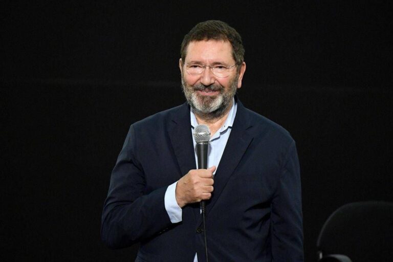 Roma, l’ex sindaco Marino: “Favorevole alle zone 30, in certe vie si va come in autostrada”