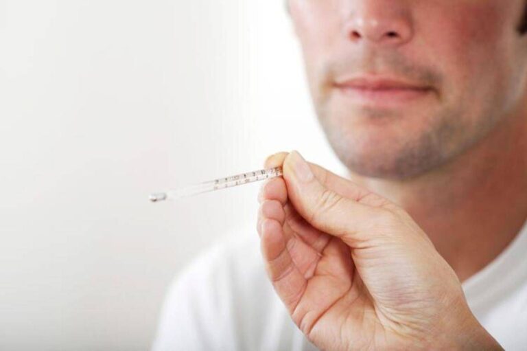 Influenza, il freddo non provoca un nuovo picco: “Evitare luoghi chiusi”