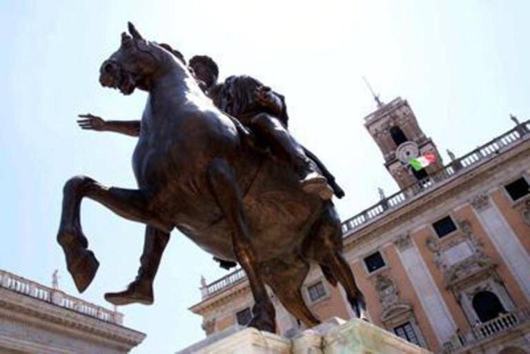 ‘Domani scuole chiuse a Roma’, la fake news vola su WhatsApp