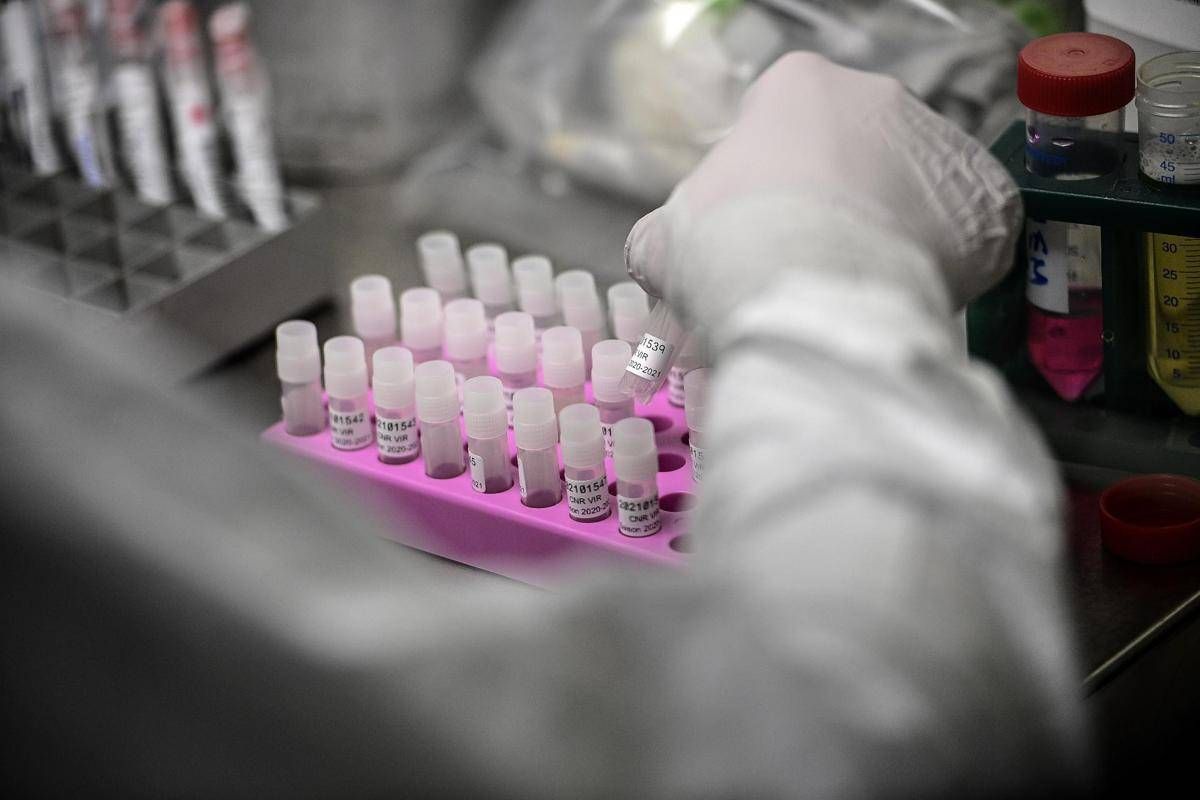 Covid, casi in aumento a luglio: anche il Sars-CoV-2 ha rialzato la testa