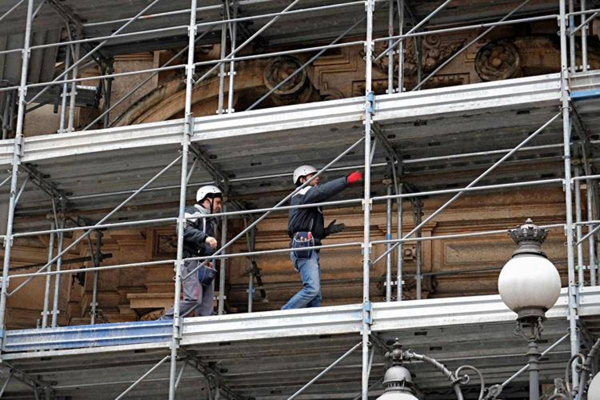 Edilizia, verso la riforma del Testo unico: sarà più facile sanare gli abusi storici