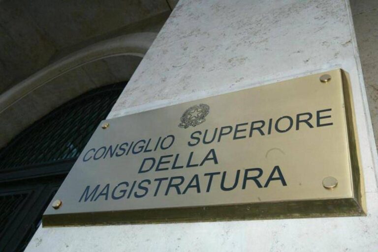 Csm, Parlamento ha eletto Daniele Porena
