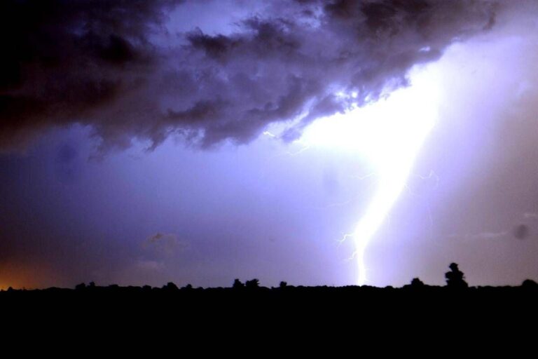 Stop al grande caldo: inizio settimana burrascoso, poi estate piacevole