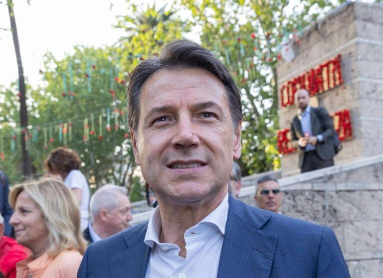 Marche, Conte: “Non ci sono ragioni per chiedere passo indietro a Ricci”