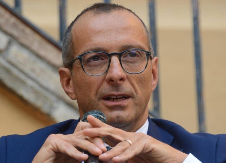 Matteo Ricci interrogato dai pm: “Ribadita mia estraneità, torno a fare campagna elettorale”