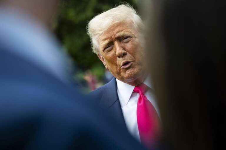 Trump: “Dati sul lavoro falsificati”. Presidente chiede licenziamento funzionaria