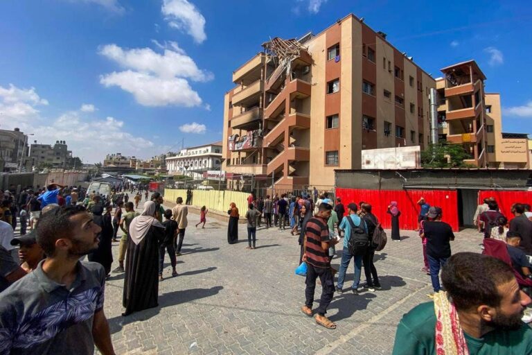 Gaza: “Raid di Israele su ospedale Nasser, 14 morti tra cui quattro giornalisti”