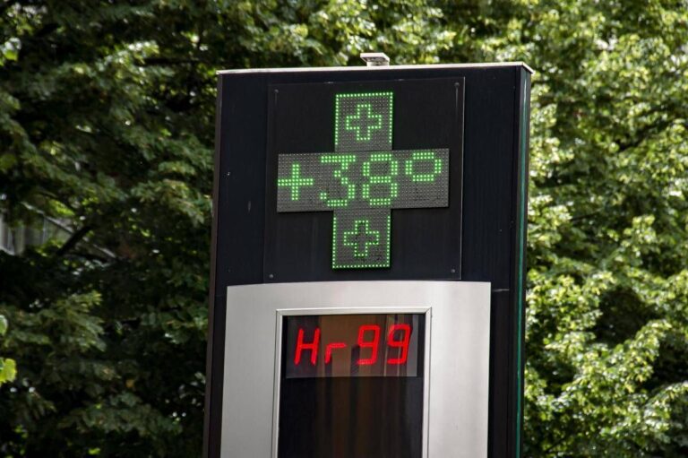 Il caldo stringe la morsa sull’Italia, oggi 6 città bollino arancione e 13 in allerta gialla