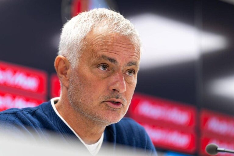 Mourinho, dal Chelsea a Roma e Fenerbahce: tutti gli esoneri dello Special One