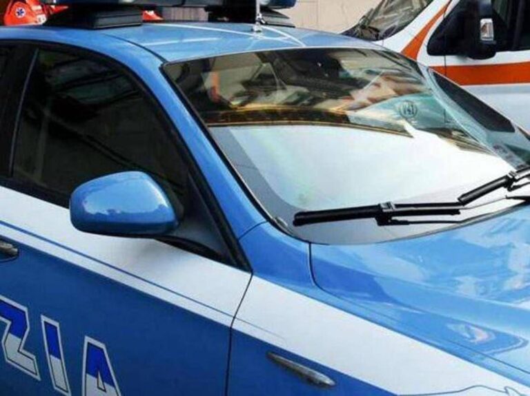 Palermo, tragedia a Mondello: giovane muore colpito da elica gommone