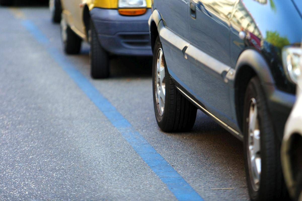Roma, Labbucci (Municipio I): “Con più strisce blu meno auto in sosta selvaggia, scelta giusta”