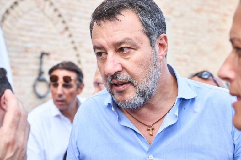 Salvini vs von der Leyen: “Vertice Putin-Trump? Lei può portare solo da bere…”