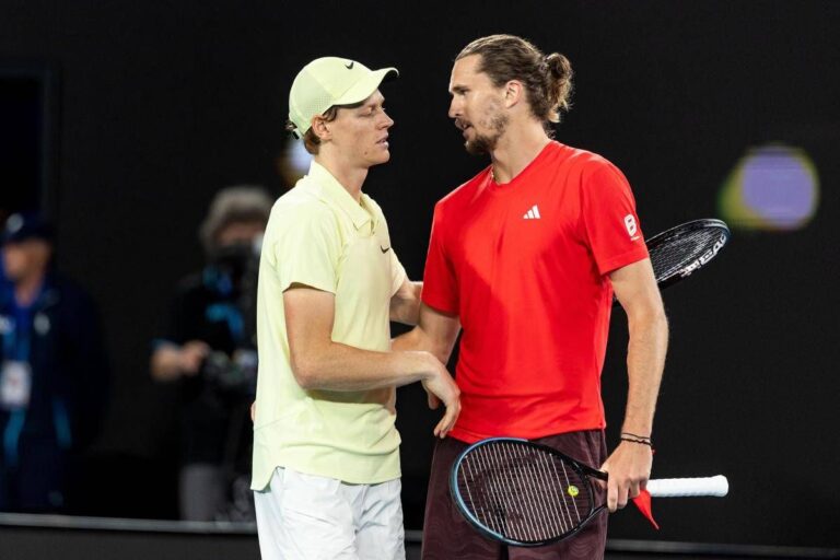 Sinner batte Popyrin e torna ad allenarsi, Zverev: “Vuole vincere 6-0 6-0 6-0, non gli basta”