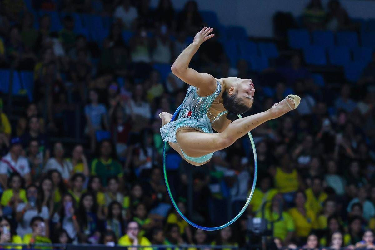 Sofia Raffaeli doppia medaglia ai mondiali di ritmica: oro nel cerchio e bronzo nella palla