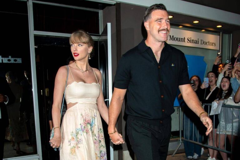 Taylor Swift e Travis Kelce si sposano, il romantico annuncio della cantante