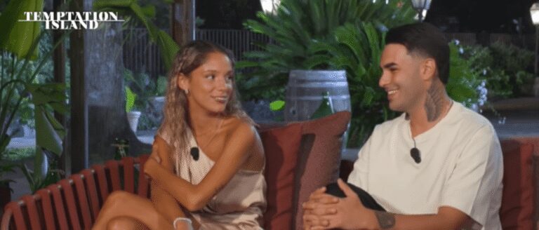 Temptation Island, Valerio e Arianna insieme allo stadio: la promessa mantenuta