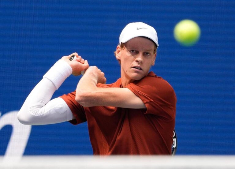 Us Open, Sinner passeggia contro Popyrin e vola al terzo turno. Ora Shapovalov