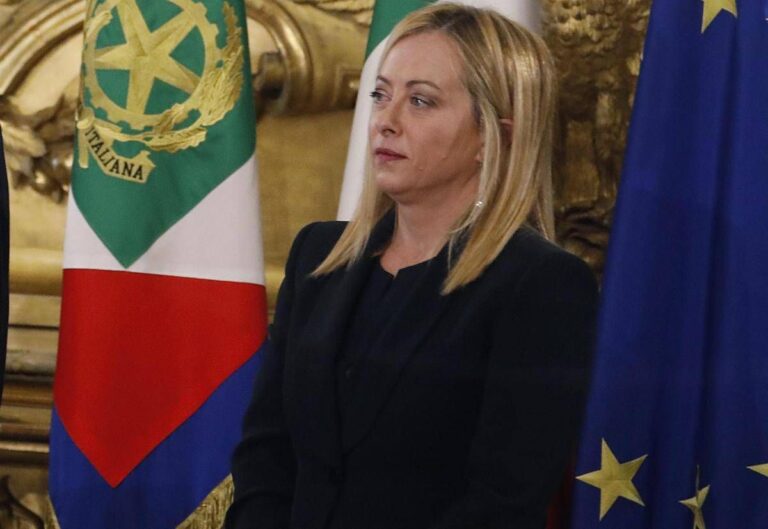 Armani, Meloni: “Giurai da premier con suo tailleur, in quell’abito tanti suoi messaggi”