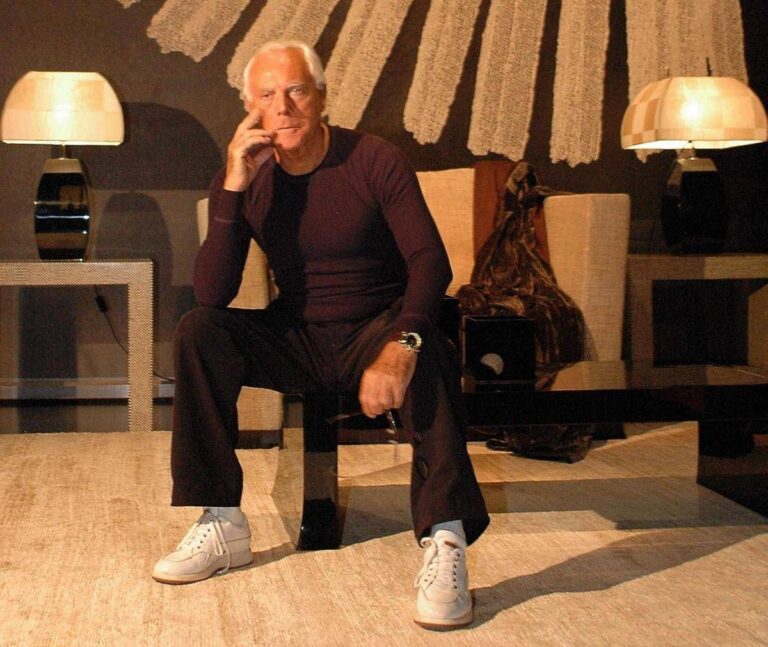 Armani, dalle zanne d’elefante alla tigre tappeto: in eredità anche l’arredamento animale