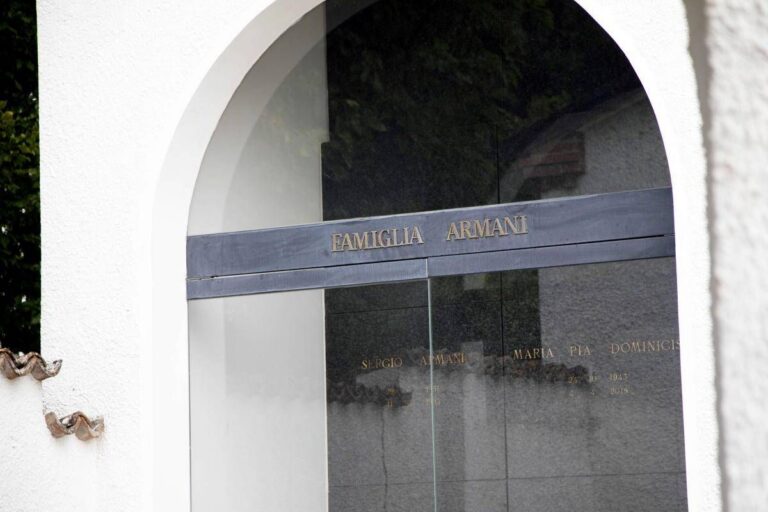 Armani, è attesa per il testamento: l’apertura entro il 17 settembre
