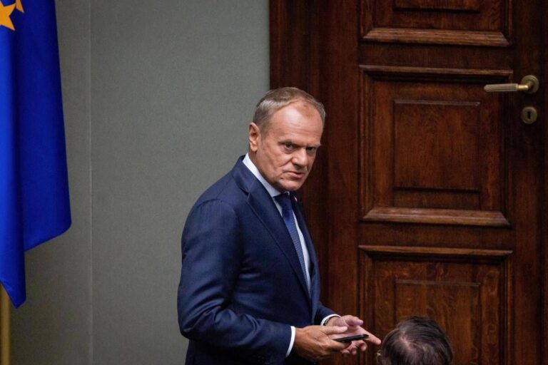 Droni russi sulla Polonia, Tusk parla con Zelensky: al colloquio anche Meloni, Rutte e Starmer