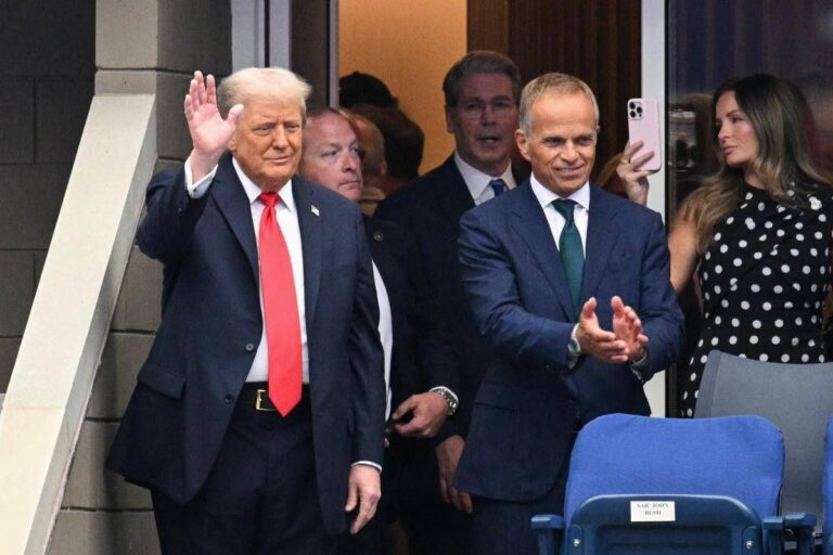 Sinner-Alcaraz, finale US Open inizia in ritardo. C’è Trump: “Sarà gran match” – Diretta