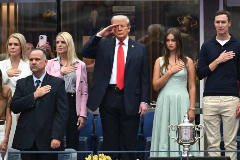 Trump alla finale US Open, ovazioni e ‘buuu’ per presidente
