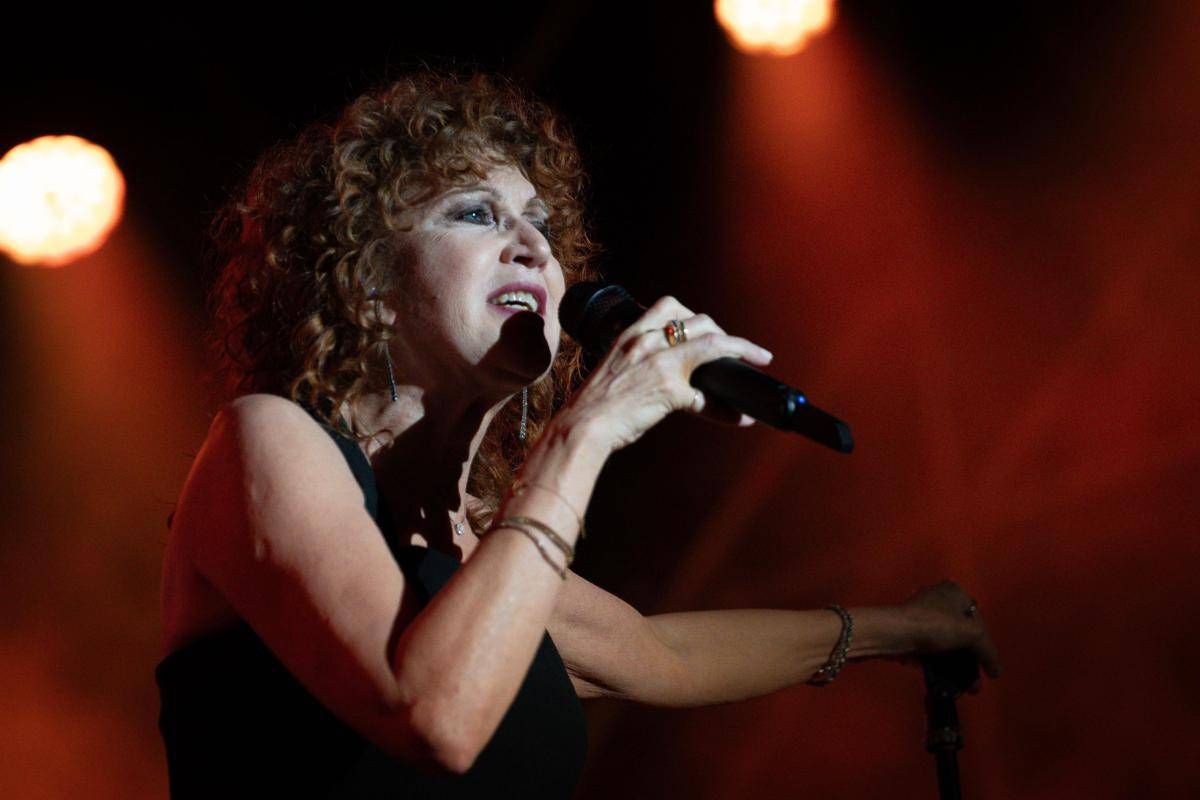 Atp Finals, spettacolo anche in musica con Fiorella Mannoia. Il messaggio contro la violenza sulle donne