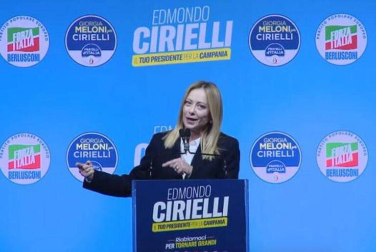 Meloni: “Con noi l’Italia è tornata credibile. In manovra nessun aiuto ai ricchi”