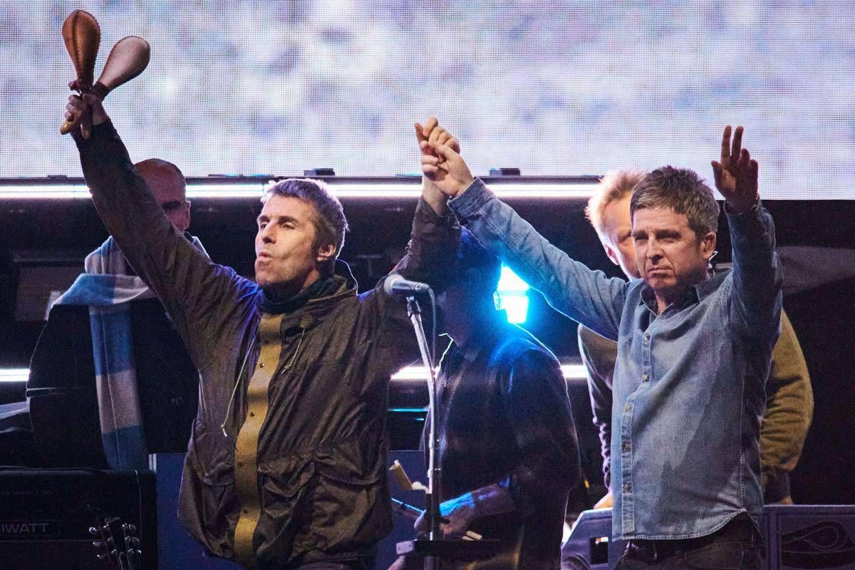 Oasis si prendono un’altra pausa, l’annuncio sui social