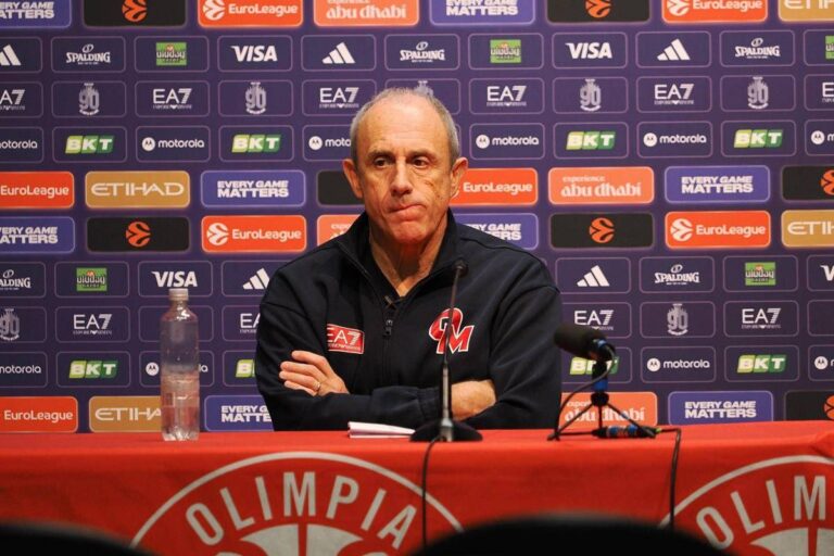 Olimpia Milano, coach Messina si dimette: Poeta nuovo allenatore
