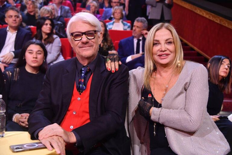 Simona Izzo: “Mi sono operata al ginocchio, voglio andare a Ballando”