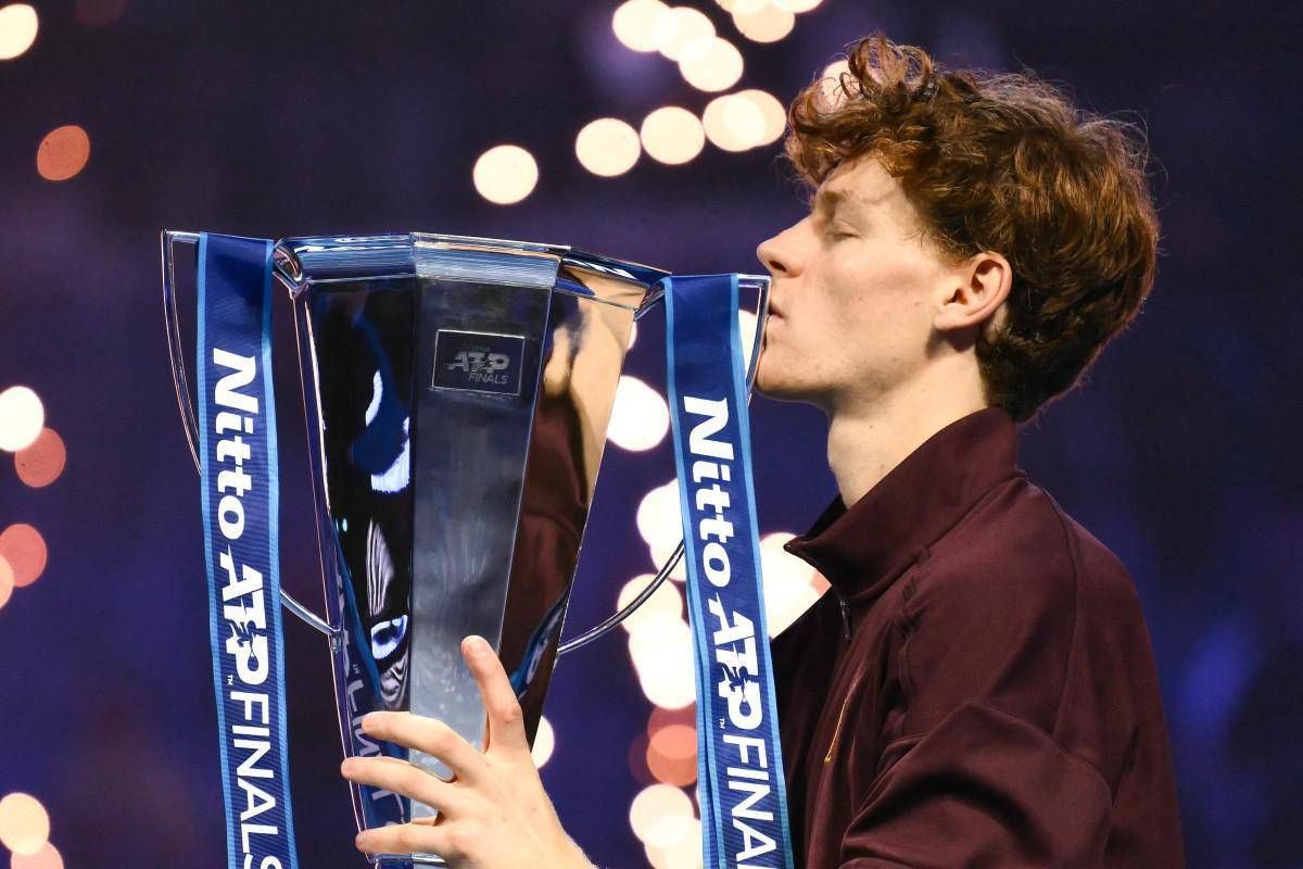 Sinner trionfa alle Atp Finals, Alcaraz battuto in finale – Rivivi il match