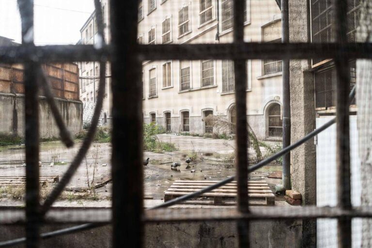 Studente accoltellato a Milano, l’aggressore 18enne: “Non c’ho visto più, non credevo di averlo colpito così”