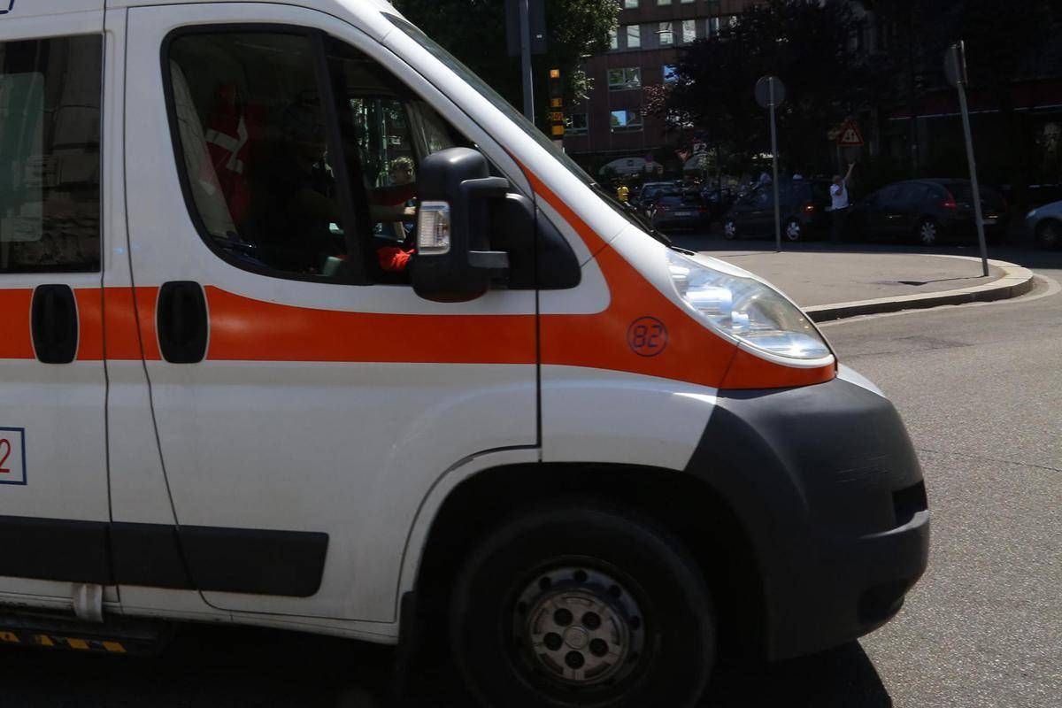 Travolto da muletto in un’azienda del piacentino, muore 64enne