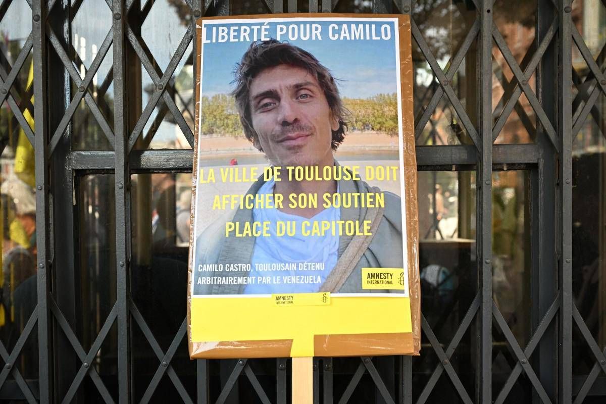 Venezuela, Macron annuncia rilascio cittadino francese: “Camilo Castro è libero”