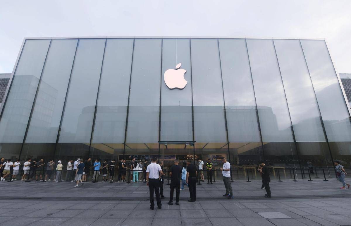 Antitrust multa Apple: 98,6 milioni di euro per abuso di posizione dominante
