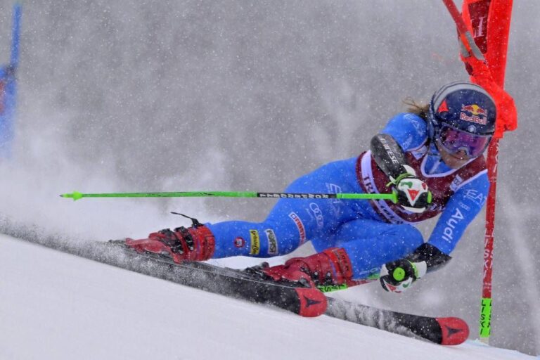 Coppa del Mondo, Goggia terza nel SuperG di St.Moritz davanti a Vonn. Vince Robinson