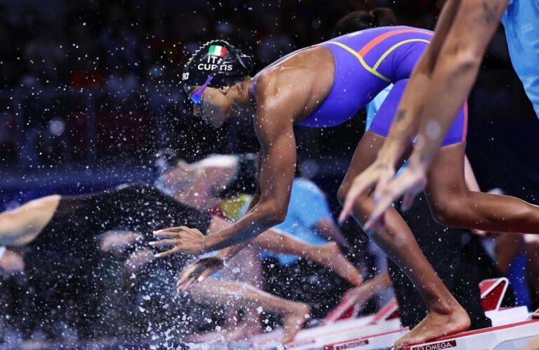 Europei vasca corta: Curtis, Quadarella, Razzetti e Cerasuolo da oro. Oro anche nella staffetta mista 4×50