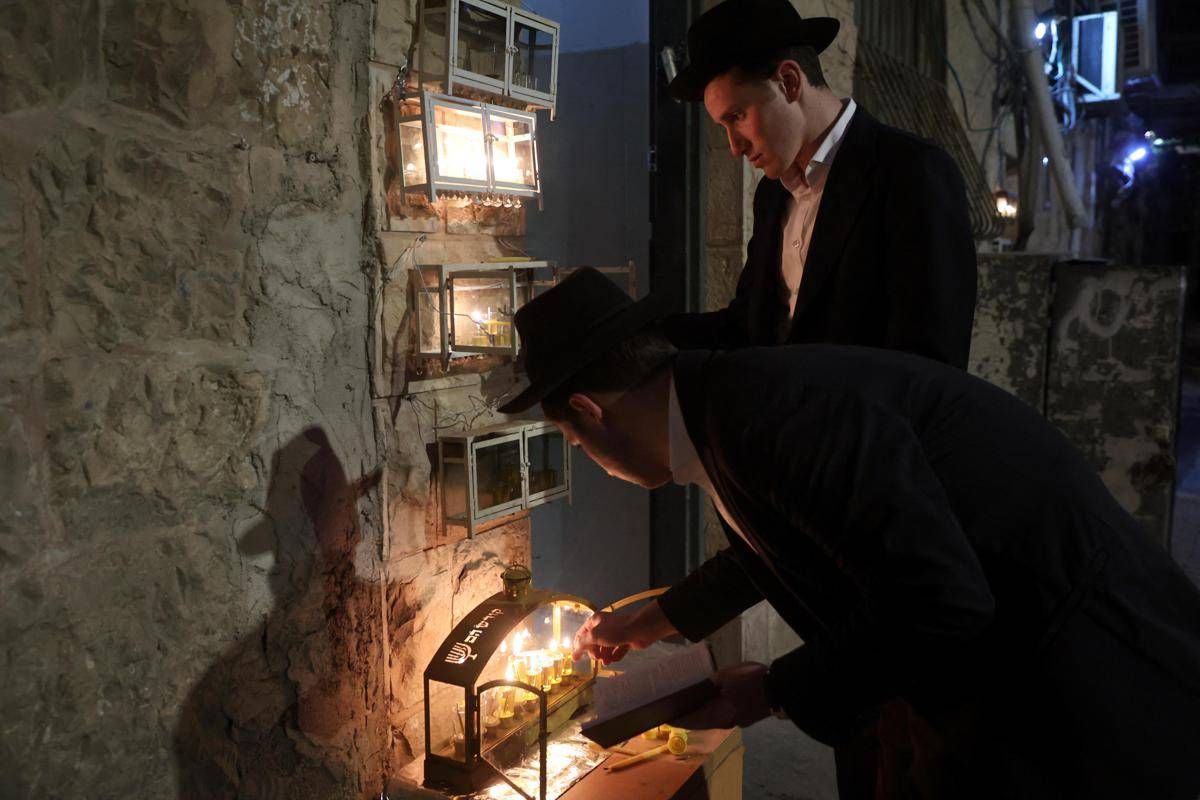 Hanukkah, cos’è la ‘Festa delle luci’ ebraica sconvolta dell’attentato a Sydney