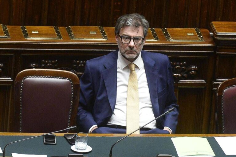 Manovra, la Lega frena: “Senza modifiche su pensioni non votiamo emendamento governo”