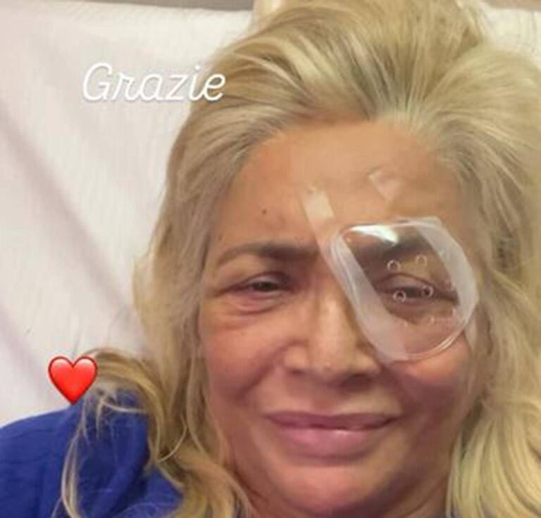 Mara Venier in ospedale e l’intervento all’occhio: “Chiudo l’anno così”