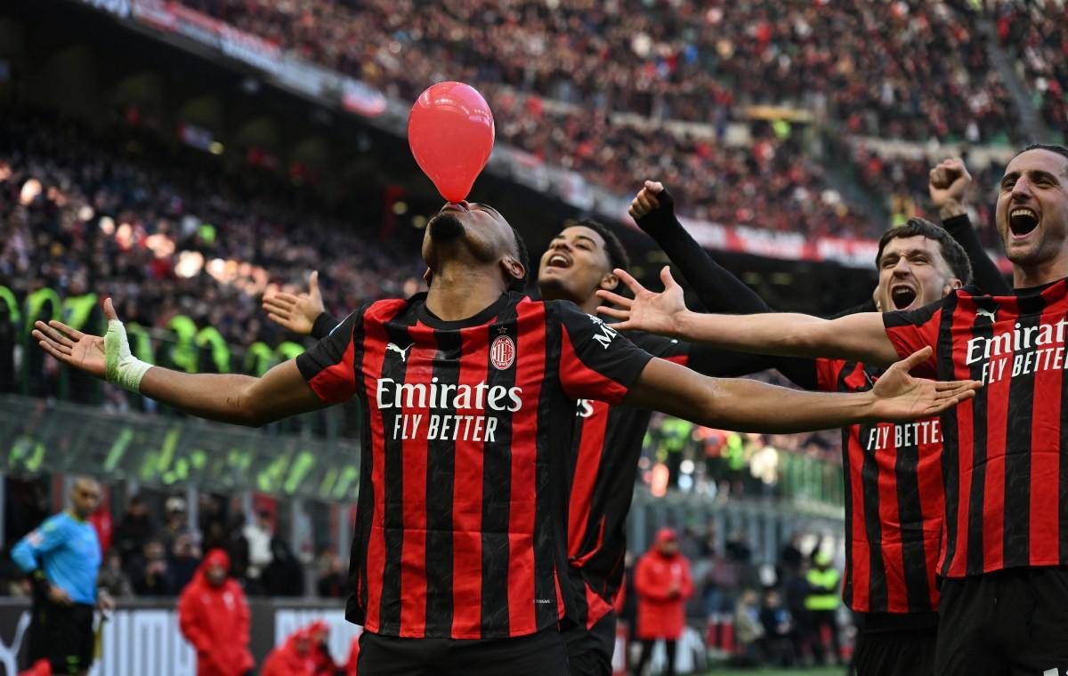 Milan-Hellas Verona 3-0, Pulisic e Nkunku riportano Allegri al primo posto