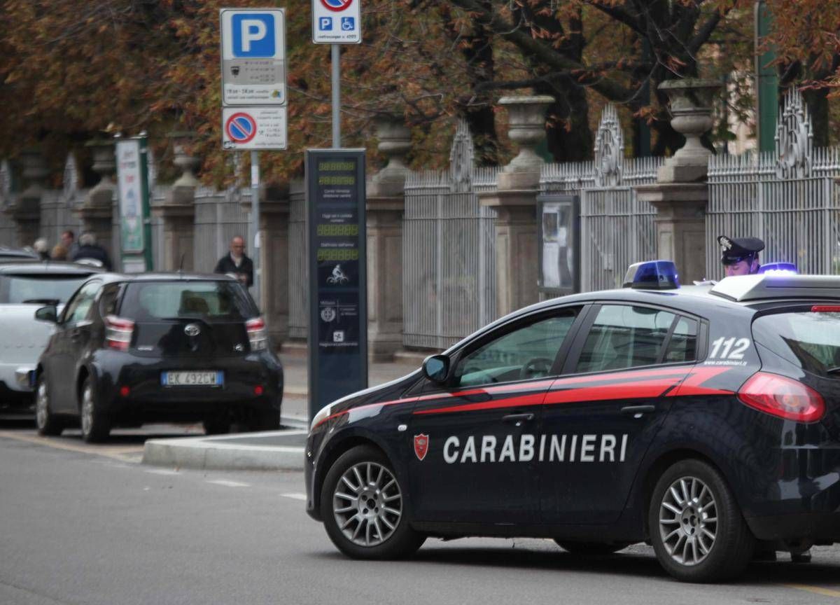 Milano, 15enne rapinato e sequestrato in corso Buenos Aires: arrestati 4 giovanissimi