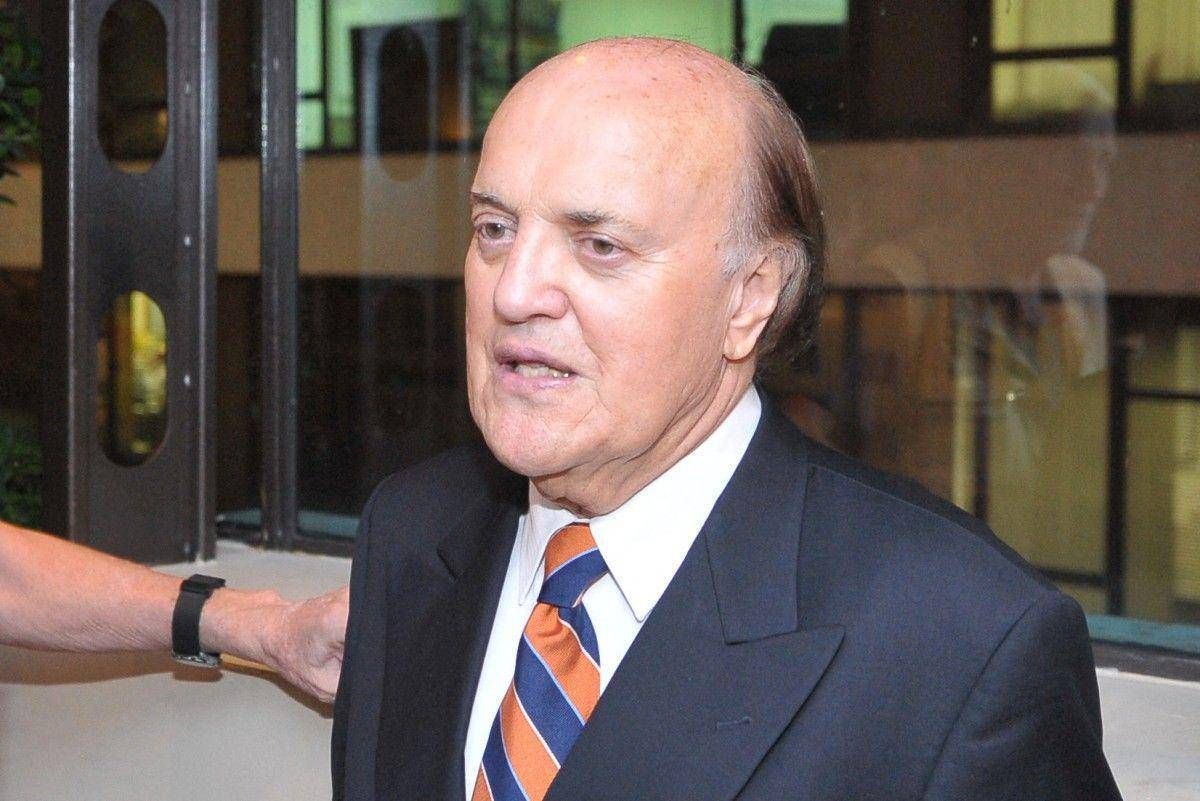 Morto Peter Arnett, il premio Pulitzer per le cronache dal Vietnam aveva 91 anni